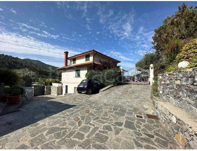 appartamento in vendita a Casarza Ligure