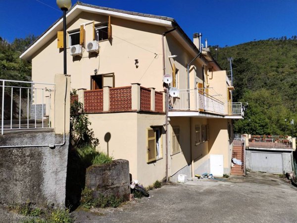 appartamento in vendita a Casarza Ligure