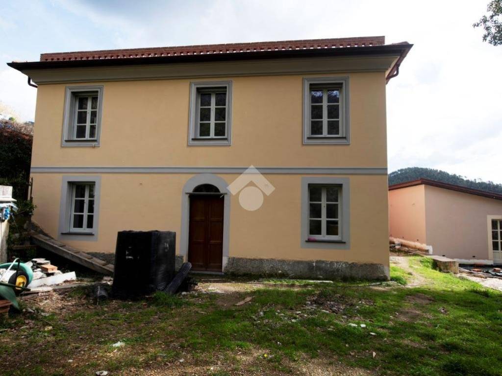 negozio in vendita a Casarza Ligure