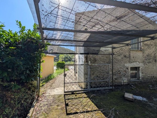 casa indipendente in vendita a Casarza Ligure