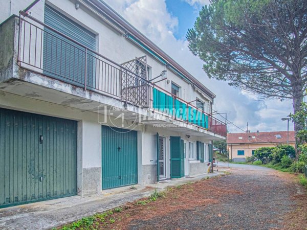 appartamento in vendita a Casarza Ligure in zona Verici