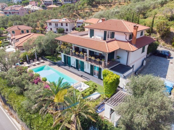 casa indipendente in vendita a Casarza Ligure
