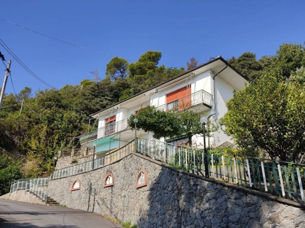 casa indipendente in vendita a Casarza Ligure in zona Verici