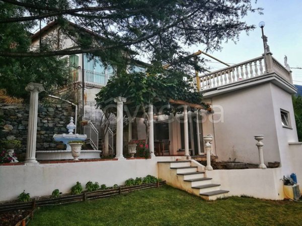 casa indipendente in vendita a Casarza Ligure
