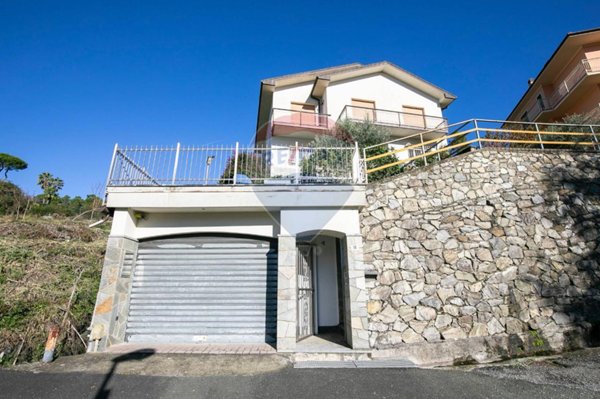 casa indipendente in vendita a Casarza Ligure
