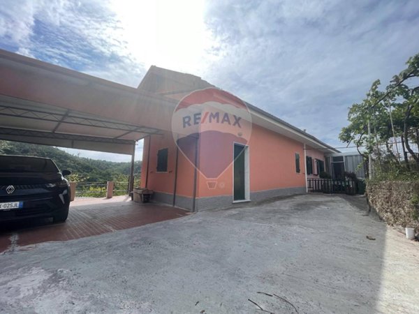 casa indipendente in vendita a Casarza Ligure