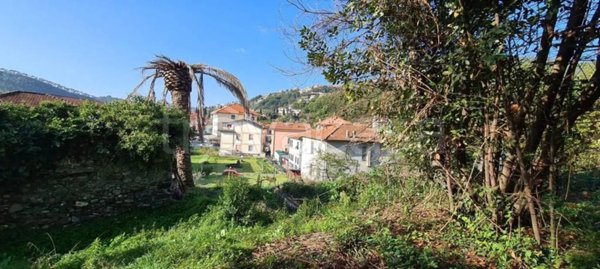 terreno edificabile in vendita a Casarza Ligure