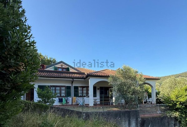 casa indipendente in vendita a Casarza Ligure