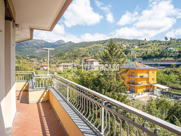 appartamento in vendita a Casarza Ligure