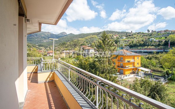 appartamento in vendita a Casarza Ligure