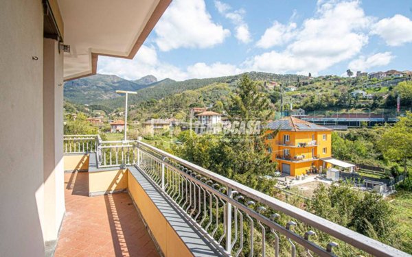 appartamento in vendita a Casarza Ligure in zona Verici