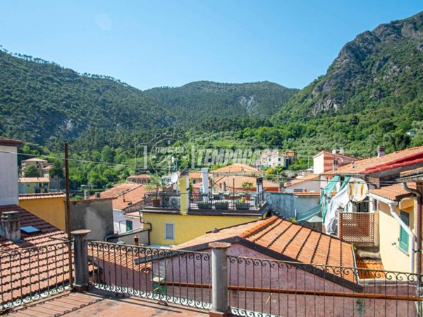 casa indipendente in vendita a Casarza Ligure in zona Bargone