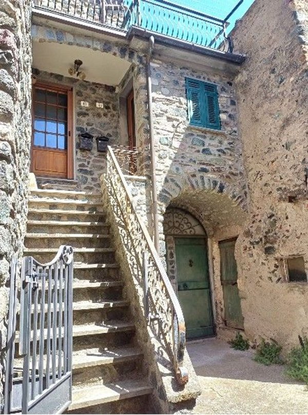 casa semindipendente in vendita a Casarza Ligure in zona Bargone