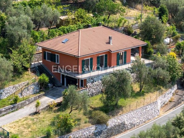 casa indipendente in vendita a Casarza Ligure in zona Bargone