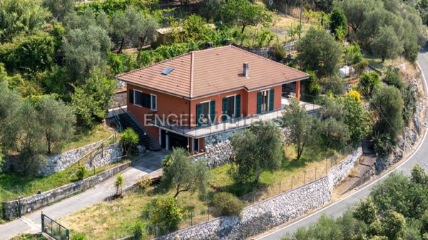 casa indipendente in vendita a Casarza Ligure in zona Bargone