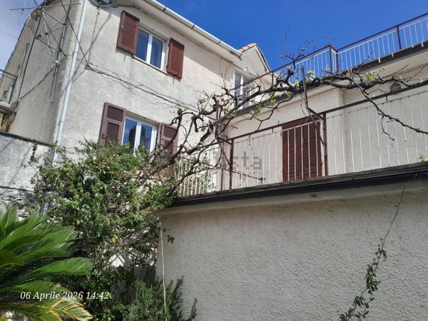 casa indipendente in vendita a Casarza Ligure in zona Verici