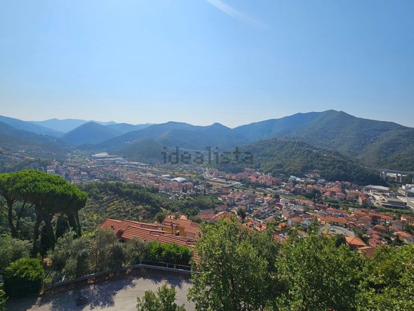 casa indipendente in vendita a Casarza Ligure in zona Verici