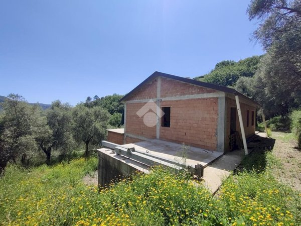 quadrivano in vendita a Casarza Ligure in zona Verici