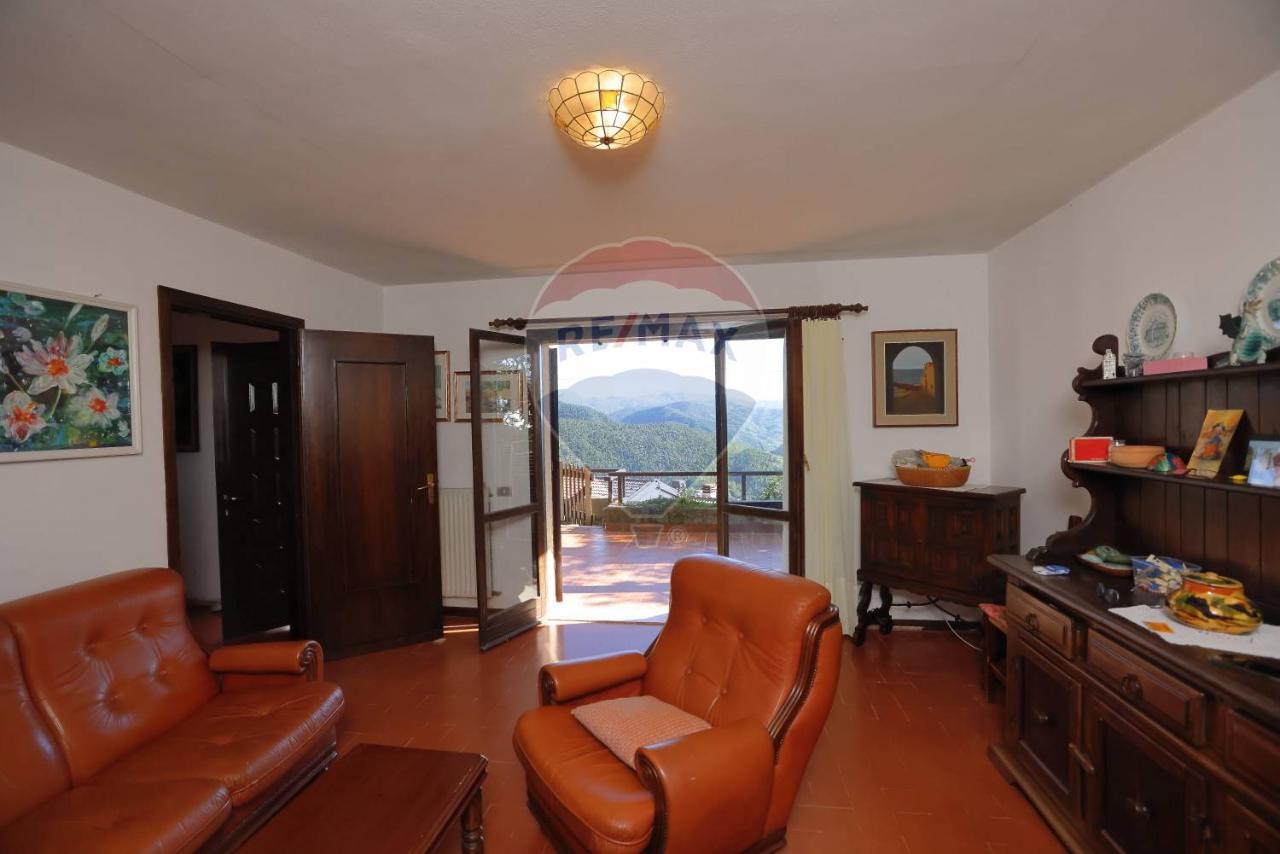 casa indipendente in vendita a Casarza Ligure in zona Verici