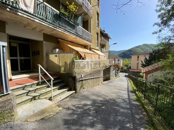 appartamento in vendita a Casella in zona Avosso