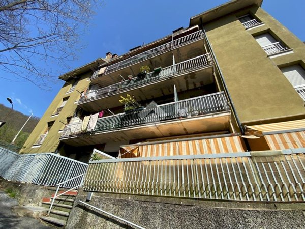 appartamento in vendita a Casella in zona Avosso