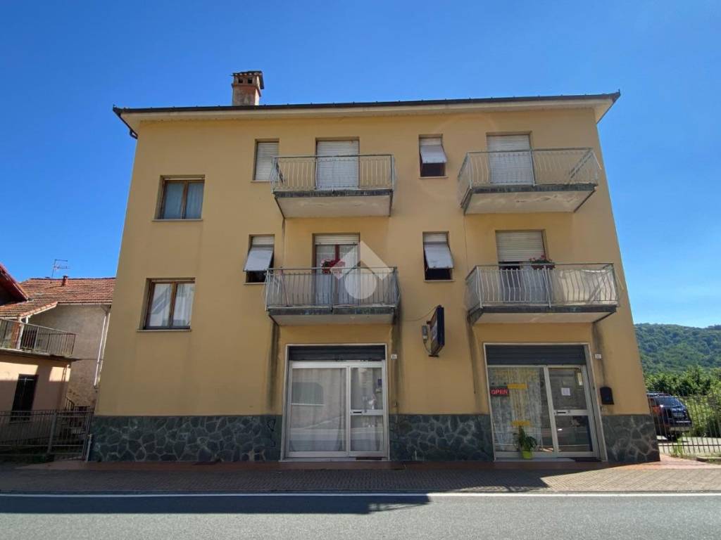 appartamento in vendita a Casella in zona Avosso