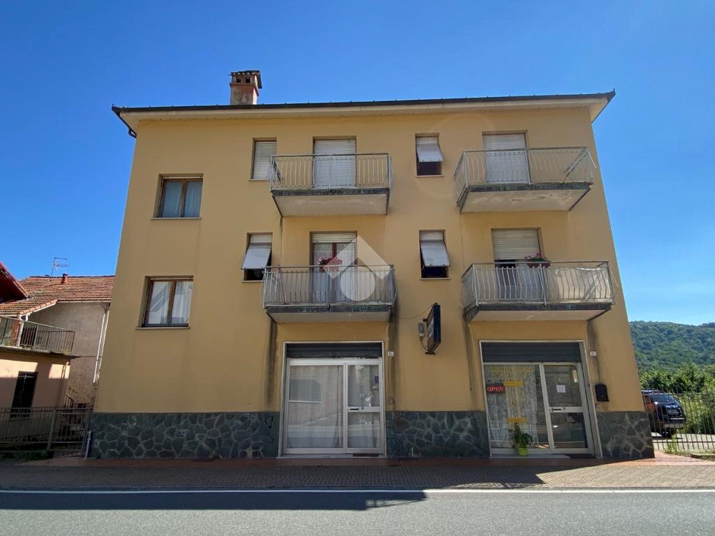 appartamento in vendita a Casella in zona Avosso