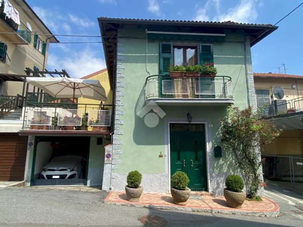 casa semindipendente in vendita a Casella
