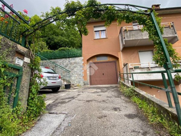 appartamento in vendita a Casella in zona Avosso