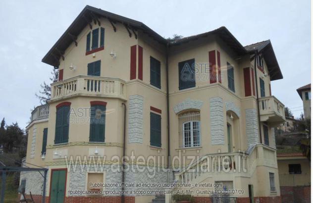 casa indipendente in vendita a Casella