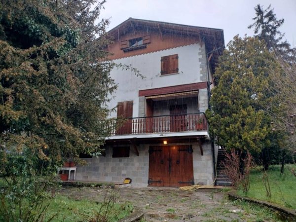 casa indipendente in vendita a Casella