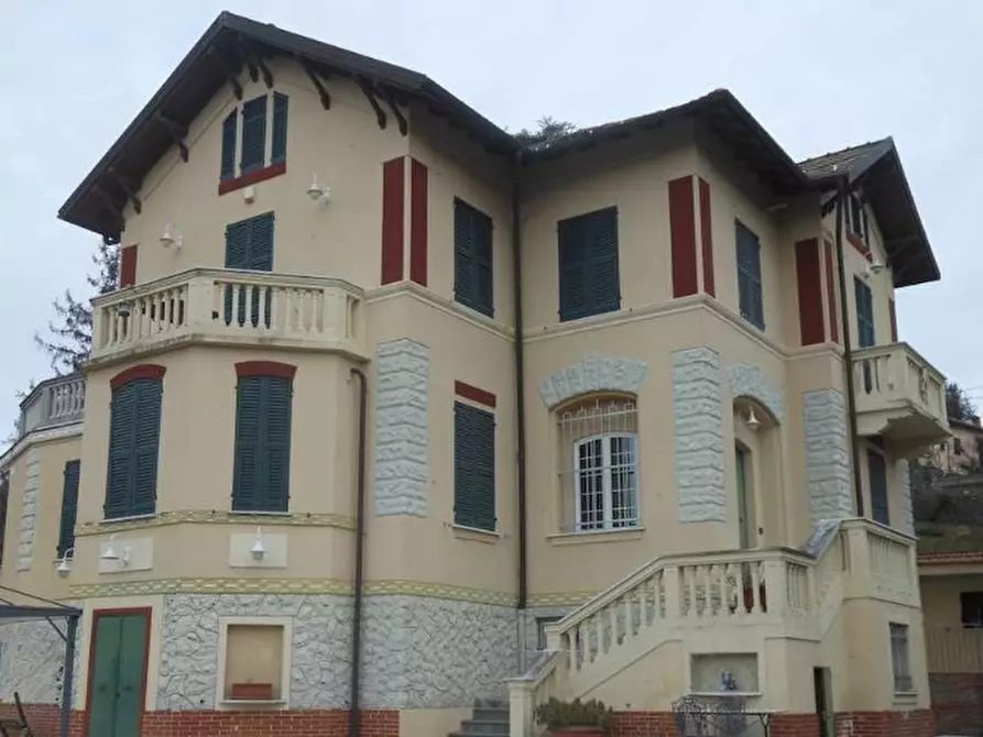 casa indipendente in vendita a Casella