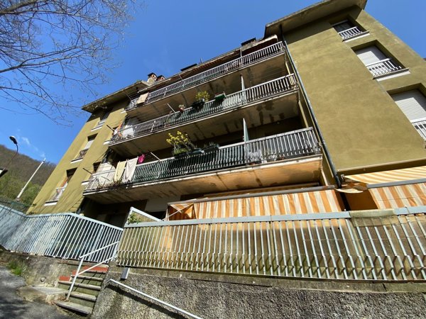 appartamento in vendita a Casella in zona Avosso