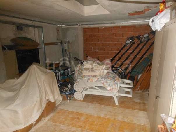 casa indipendente in vendita a Casella