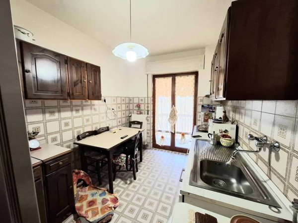 appartamento in vendita a Casella in zona Avosso