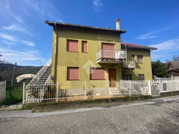 appartamento in vendita a Casella in zona Stabbio