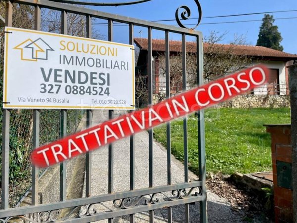 casa indipendente in vendita a Casella