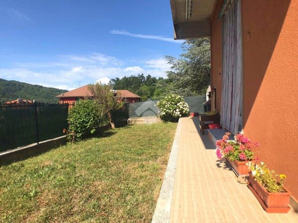 appartamento in vendita a Casella in zona Avosso