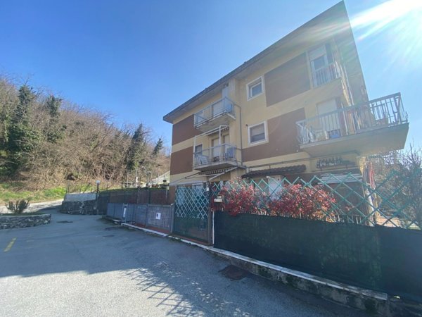 appartamento in vendita a Casella in zona Avosso