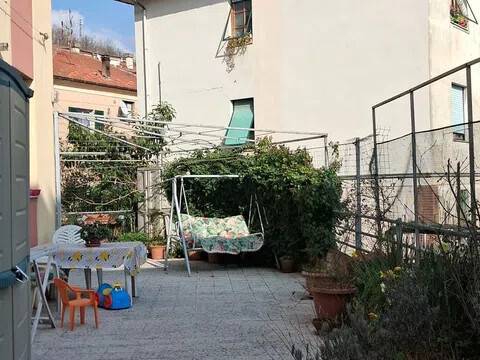appartamento in vendita a Casella in zona Avosso