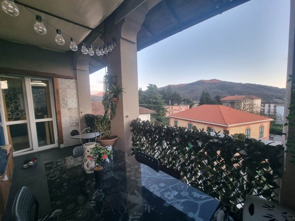 appartamento in vendita a Casella in zona Salvega