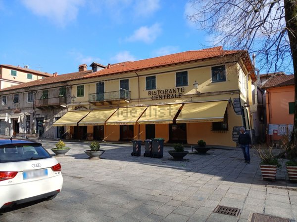 appartamento in vendita a Casella in zona Salvega