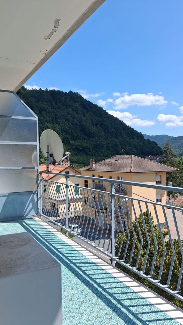 appartamento in vendita a Casella in zona Avosso