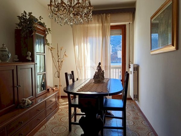 appartamento in vendita a Casella in zona Avosso