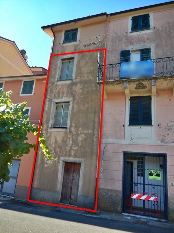 appartamento in vendita a Castiglione Chiavarese in zona Velva