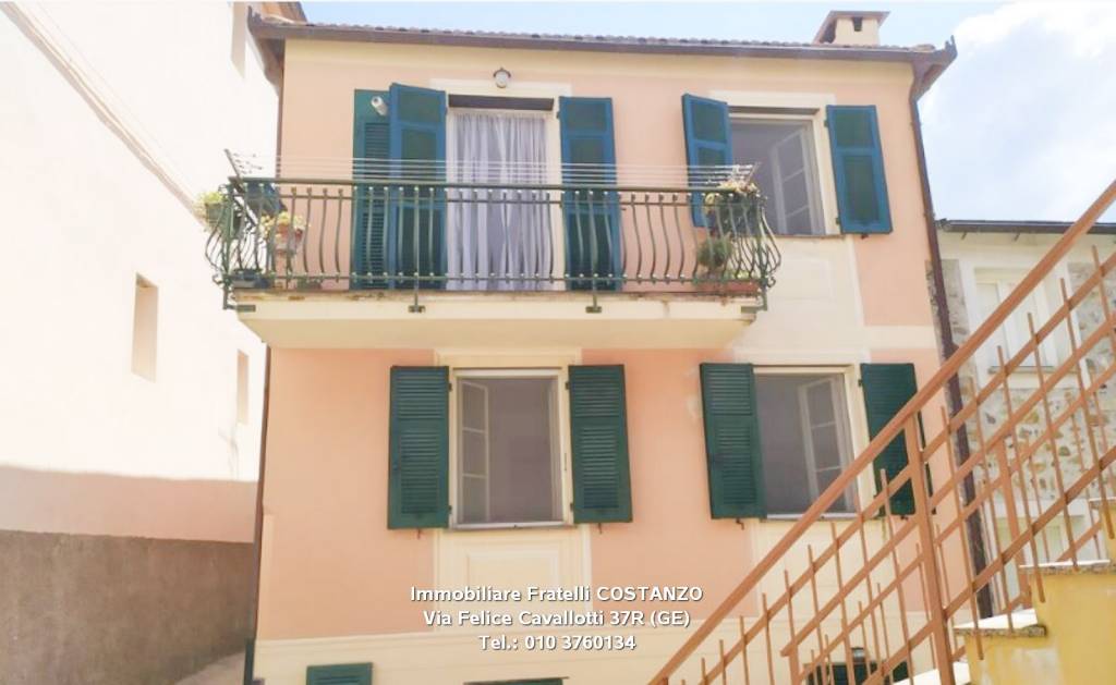 casa indipendente in vendita a Castiglione Chiavarese in zona Missano