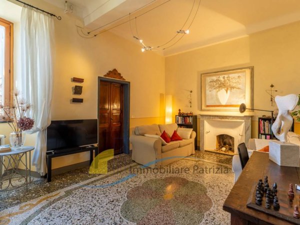casa indipendente in vendita a Castiglione Chiavarese in zona Velva