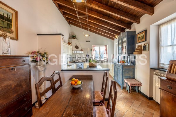 appartamento in vendita a Castiglione Chiavarese