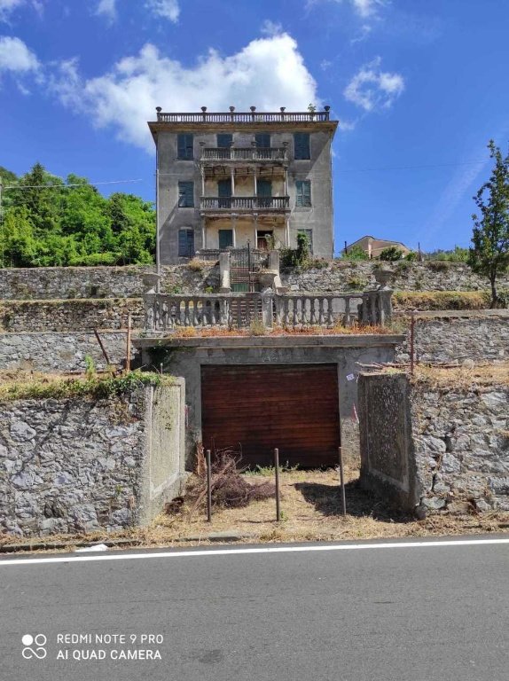 casa indipendente in vendita a Castiglione Chiavarese