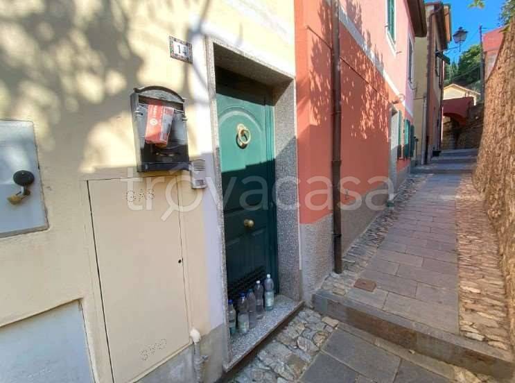 appartamento in vendita a Castiglione Chiavarese